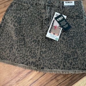 Rewash Leopard print denim mini skirt